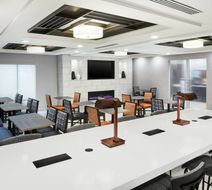 Holiday Inn Express/Suites I-26 & US 29 Exterior