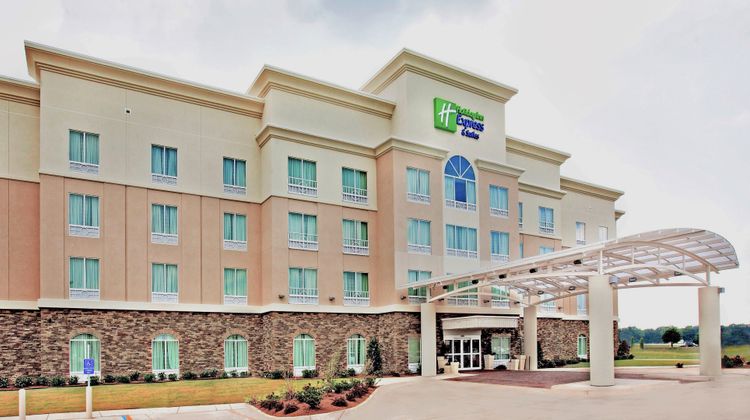 Holiday Inn Express & Suites Bossier cit Exterior