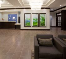 Holiday Inn Express Hotel and Suites Exterior