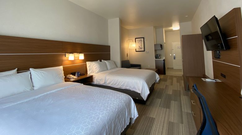 <b>Holiday Inn Express Hotel & Suites Suite</b>. Images powered by <a href="https://www.leonardoworldwide.com/" title="Leonardo Worldwide" target="_blank">Leonardo</a>.
