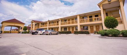 Downtowner Inn & Suites Monroe Exterior