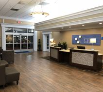Holiday Inn Express Lobby