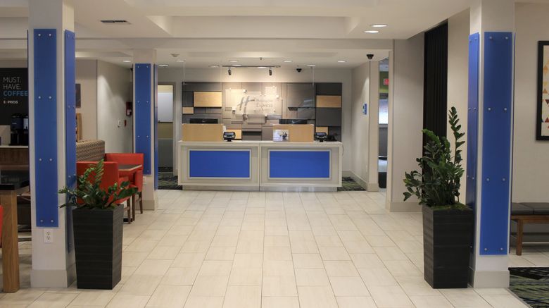 <b>Holiday Inn Express Hotel & Sts Lynnwood Lobby</b>. Images powered by <a href="https://www.leonardoworldwide.com/" title="Leonardo Worldwide" target="_blank">Leonardo</a>.