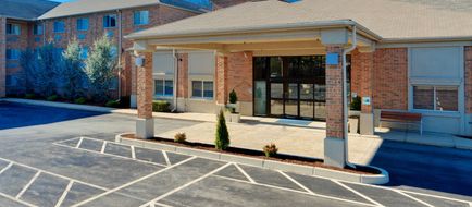Holiday Inn Express & Suites Exterior