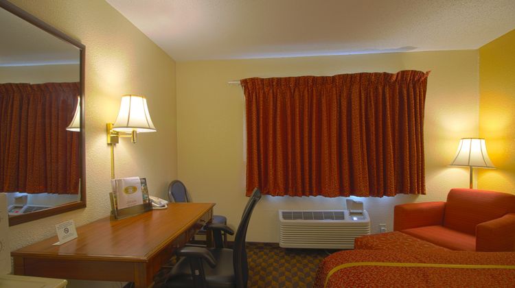 Geneva Motel Inn Room