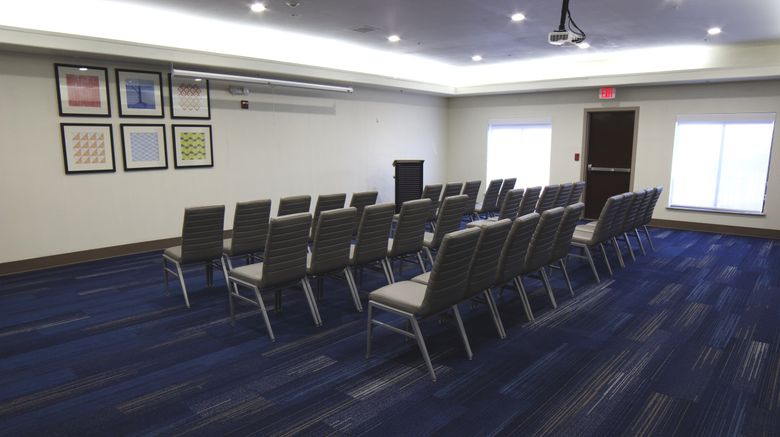 <b>Holiday Inn Express & Suites Meeting</b>. Images powered by <a href="https://www.leonardoworldwide.com/" title="Leonardo Worldwide" target="_blank">Leonardo</a>.