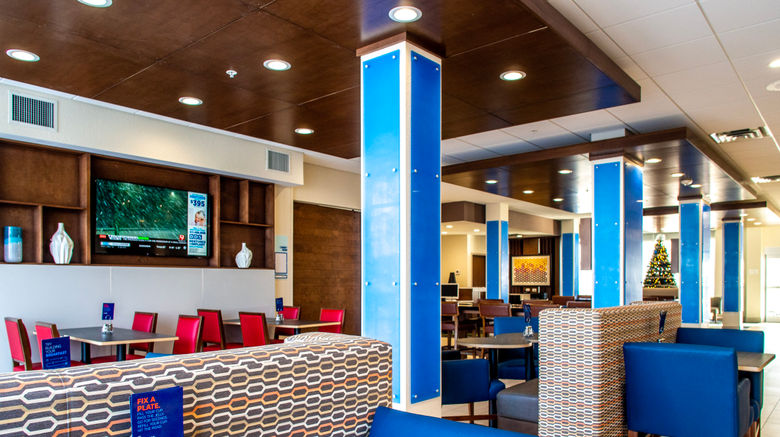 <b>Holiday Inn Express/Stes OKC Airport Lobby</b>. Images powered by <a href="https://www.leonardoworldwide.com/" title="Leonardo Worldwide" target="_blank">Leonardo</a>.