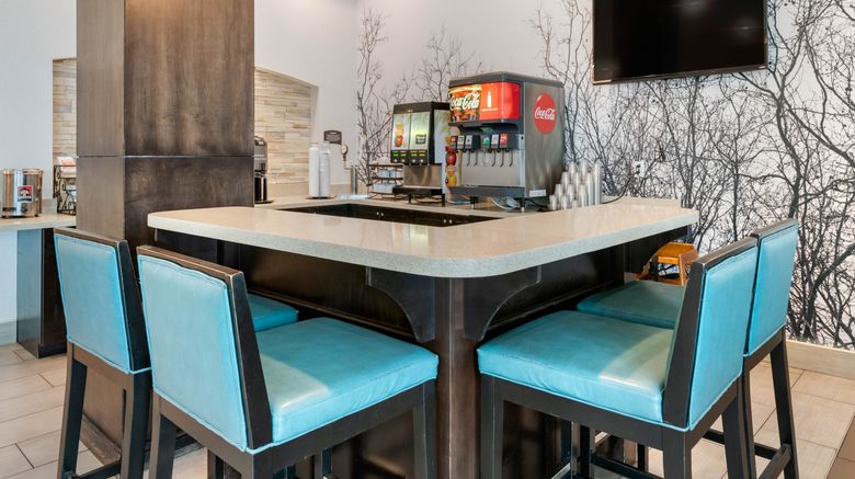 <b>Staybridge Suites St Petersburg Restaurant</b>. Images powered by <a href="https://www.leonardoworldwide.com/" title="Leonardo Worldwide" target="_blank">Leonardo</a>.
