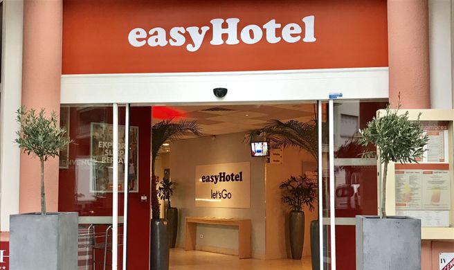 easyHotel Nice Palais des Congres Old Town Exterior