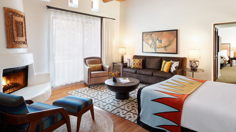 <b>Enchantment Resort Suite</b>. Images powered by <a href="https://www.leonardoworldwide.com/" title="Leonardo Worldwide" target="_blank">Leonardo</a>.