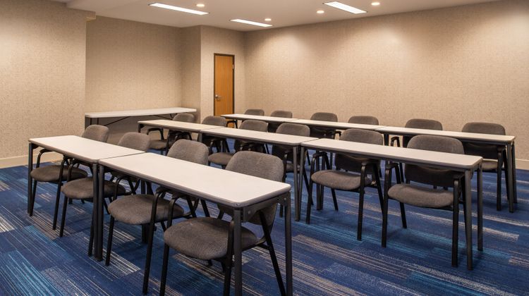 Holiday Inn Express & Suites Gunnison Meeting