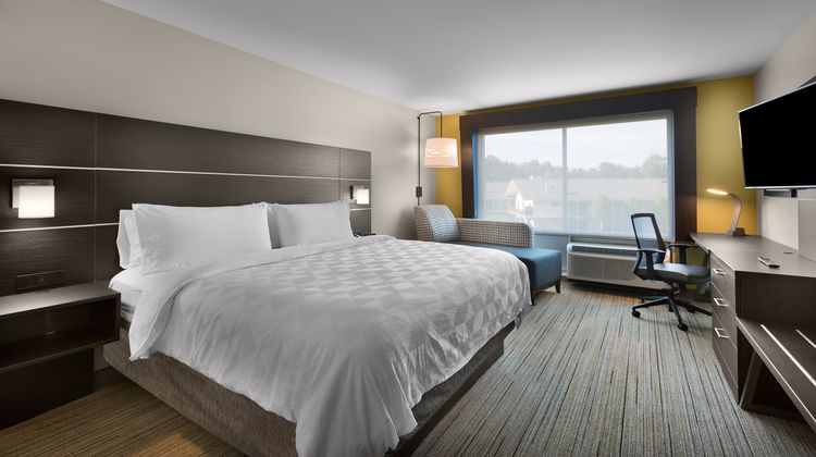 Holiday Inn Express Lake Park Room