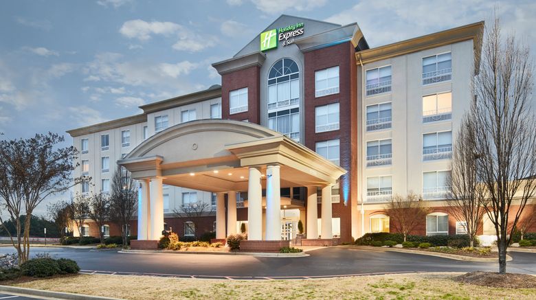 <b>Holiday Inn Express Hotel & Suites Exterior</b>. Images powered by <a href="https://www.leonardoworldwide.com/" title="Leonardo Worldwide" target="_blank">Leonardo</a>.