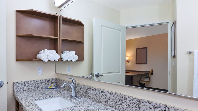 <b>Candlewood Suites NE Downtown Room</b>. Images powered by <a href="https://www.leonardoworldwide.com/" title="Leonardo Worldwide" target="_blank">Leonardo</a>.