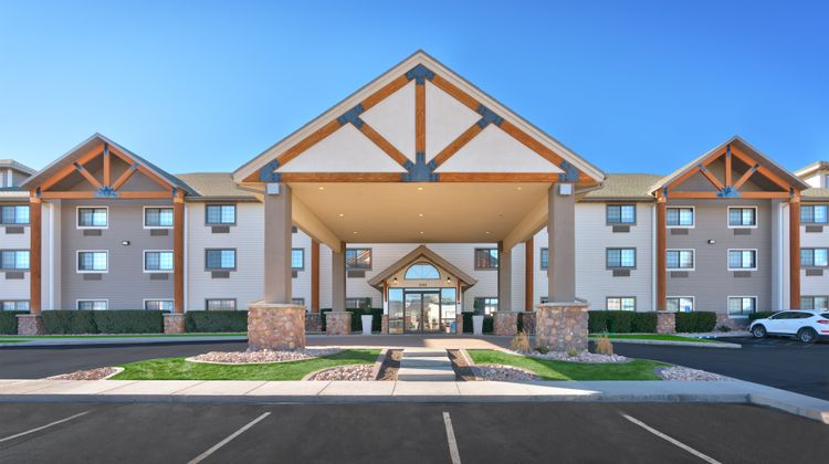Holiday Inn Express Exterior