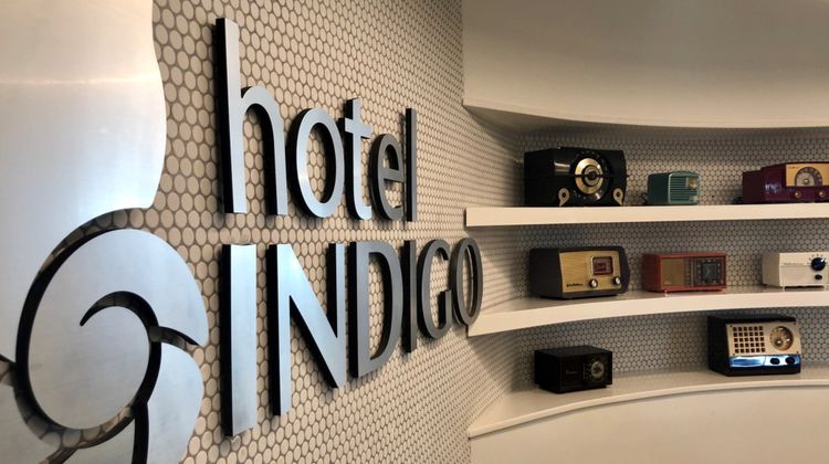 Hotel Indigo Memphis Downtown Exterior