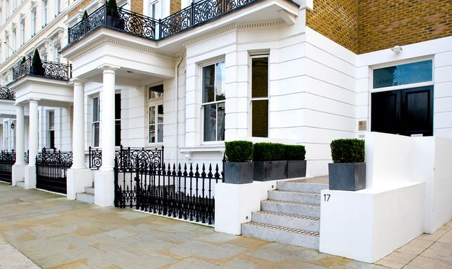 Templeton Place Apartments Exterior