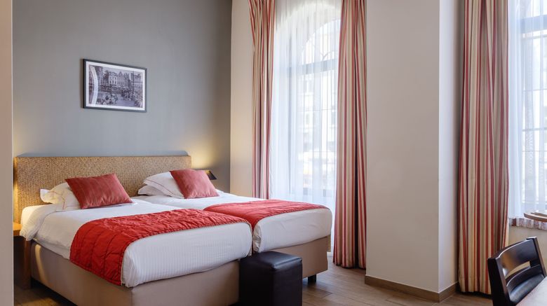 <b>Ghent River Hotel Room</b>. Images powered by <a href="https://www.leonardoworldwide.com/" title="Leonardo Worldwide" target="_blank">Leonardo</a>.