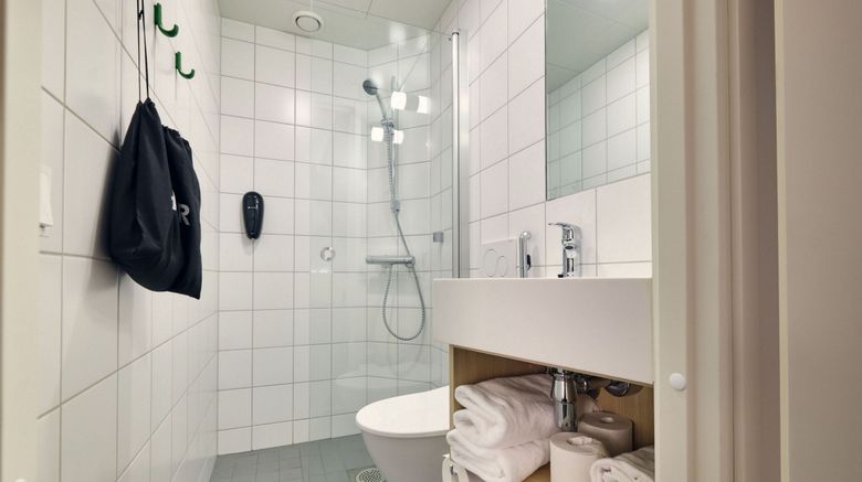 <b>Greenstar Hotel Vaasa Room</b>. Images powered by <a href="https://www.leonardoworldwide.com/" title="Leonardo Worldwide" target="_blank">Leonardo</a>.