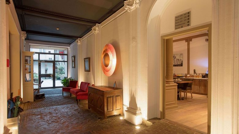 <b>Hotel de Flandre Lobby</b>. Images powered by <a href="https://www.leonardoworldwide.com/" title="Leonardo Worldwide" target="_blank">Leonardo</a>.