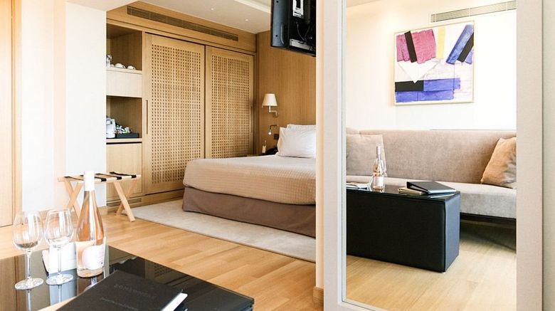 <b>Somewhere Hotel Vouliagmeni Room</b>. Images powered by <a href="https://www.leonardoworldwide.com/" title="Leonardo Worldwide" target="_blank">Leonardo</a>.