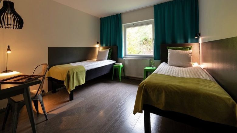 <b>Boson Hotel & Conference Ctr Room</b>. Images powered by <a href="https://www.leonardoworldwide.com/" title="Leonardo Worldwide" target="_blank">Leonardo</a>.
