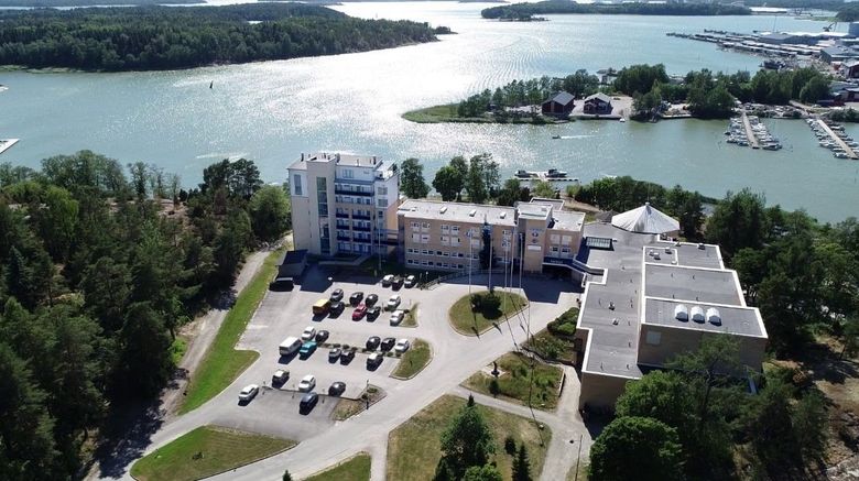 Aquarius Hotel Exterior. Images powered by <a href="https://www.leonardoworldwide.com" target="_blank" rel="noopener">Leonardo</a>.