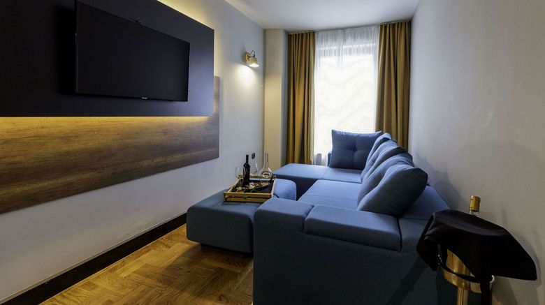 <b>Next Door Park Room</b>. Images powered by <a href="https://www.leonardoworldwide.com/" title="Leonardo Worldwide" target="_blank">Leonardo</a>.