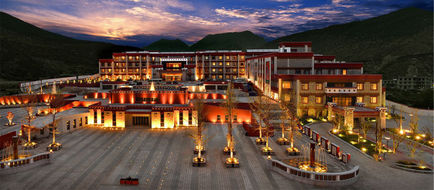 Crowne Plaza Yading Exterior