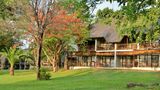 Cresta Mowana Safari Resort & Spa Exterior