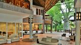 Cresta Mowana Safari Resort & Spa Exterior