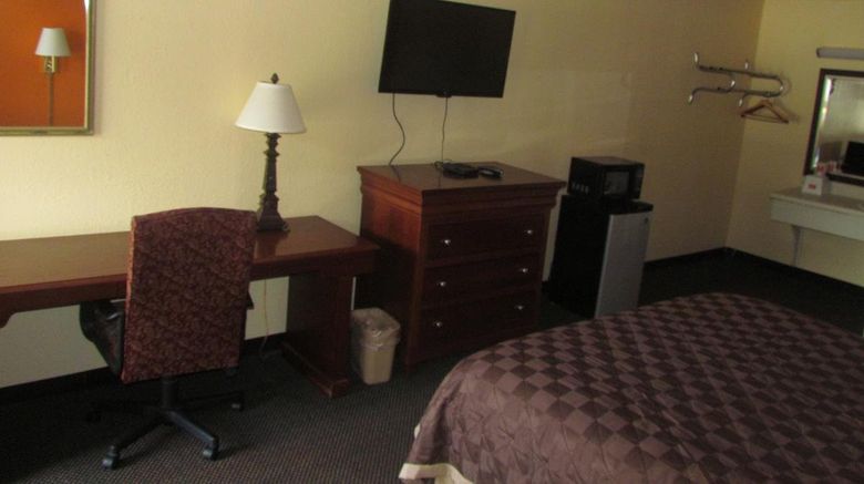 <b>Red Carpet Inn Room</b>. Images powered by <a href="https://www.leonardoworldwide.com/" title="Leonardo Worldwide" target="_blank">Leonardo</a>.
