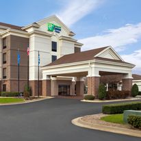 Holiday Inn Express & Suites Durant