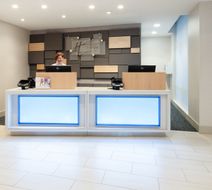Holiday Inn Express & Suites Murrieta Lobby