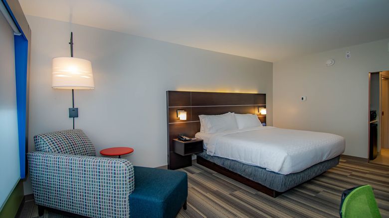 <b>Holiday Inn Express & Suites Tonawanda Room</b>. Images powered by <a href="https://www.leonardoworldwide.com/" title="Leonardo Worldwide" target="_blank">Leonardo</a>.
