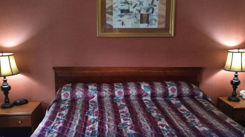 <b>Red Carpet Inn Room</b>. Images powered by <a href="https://www.leonardoworldwide.com/" title="Leonardo Worldwide" target="_blank">Leonardo</a>.