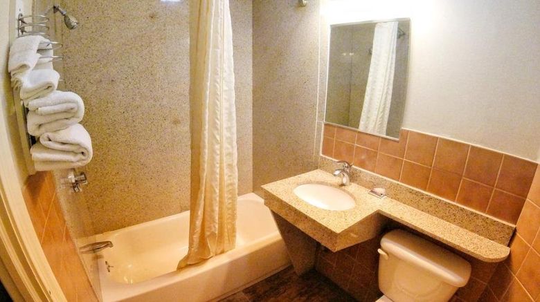 <b>Red Carpet Inn Room</b>. Images powered by <a href="https://www.leonardoworldwide.com/" title="Leonardo Worldwide" target="_blank">Leonardo</a>.