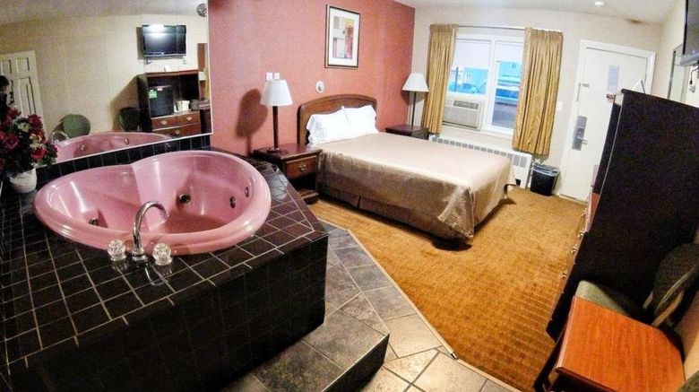 <b>Red Carpet Inn Room</b>. Images powered by <a href="https://www.leonardoworldwide.com/" title="Leonardo Worldwide" target="_blank">Leonardo</a>.