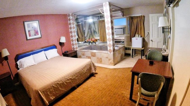 <b>Red Carpet Inn Room</b>. Images powered by <a href="https://www.leonardoworldwide.com/" title="Leonardo Worldwide" target="_blank">Leonardo</a>.