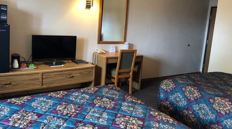 Red Carpet Inn, Windom Room