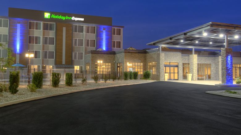 <b>Holiday Inn Express Airport Expo Center Exterior</b>. Images powered by <a href="https://www.leonardoworldwide.com/" title="Leonardo Worldwide" target="_blank">Leonardo</a>.