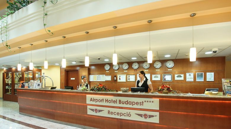 <b>Airport Hotel Budapest Lobby</b>. Images powered by <a href="https://www.leonardoworldwide.com/" title="Leonardo Worldwide" target="_blank">Leonardo</a>.