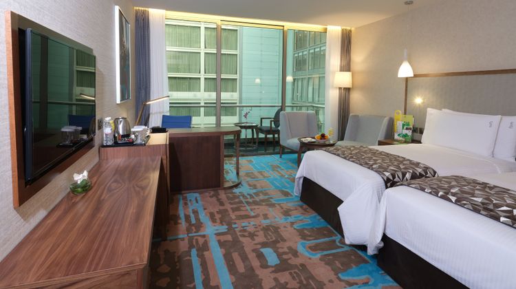 Holiday Inn Kuwait Al Thuraya City Room