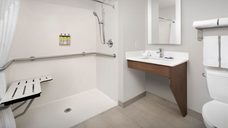 Holiday Inn Express Alamo-Riverwalk Room