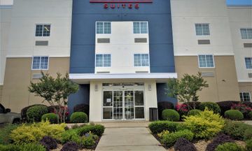Candlewood Suites