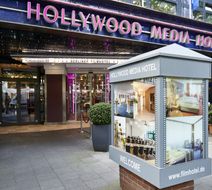 Hollywood Media Hotel Exterior