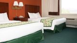 Red Carpet Inn Room