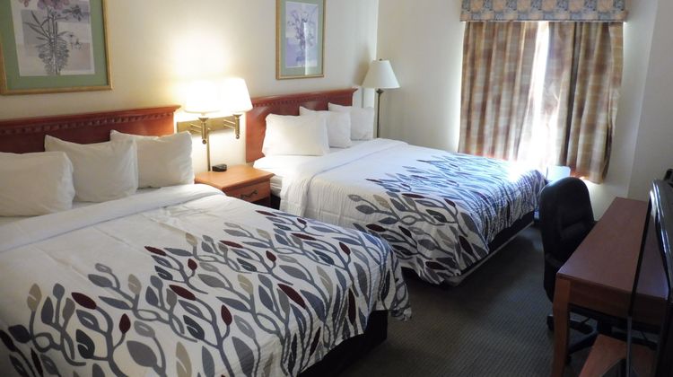 Red Roof Inn & Suites Galloway Room