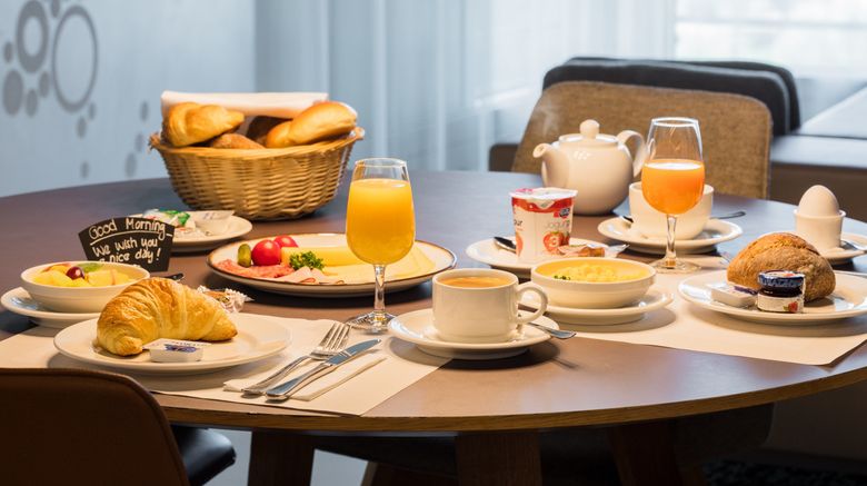 <b>EMA house-The Zurich All Suite Hotel Restaurant</b>. Images powered by <a href="https://www.leonardoworldwide.com/" title="Leonardo Worldwide" target="_blank">Leonardo</a>.