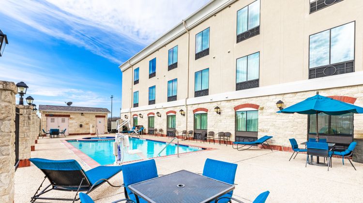 Holiday Inn Express Hotel & Suites Pool